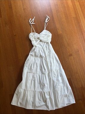 White Luvamia Maxi Dress. Size S.